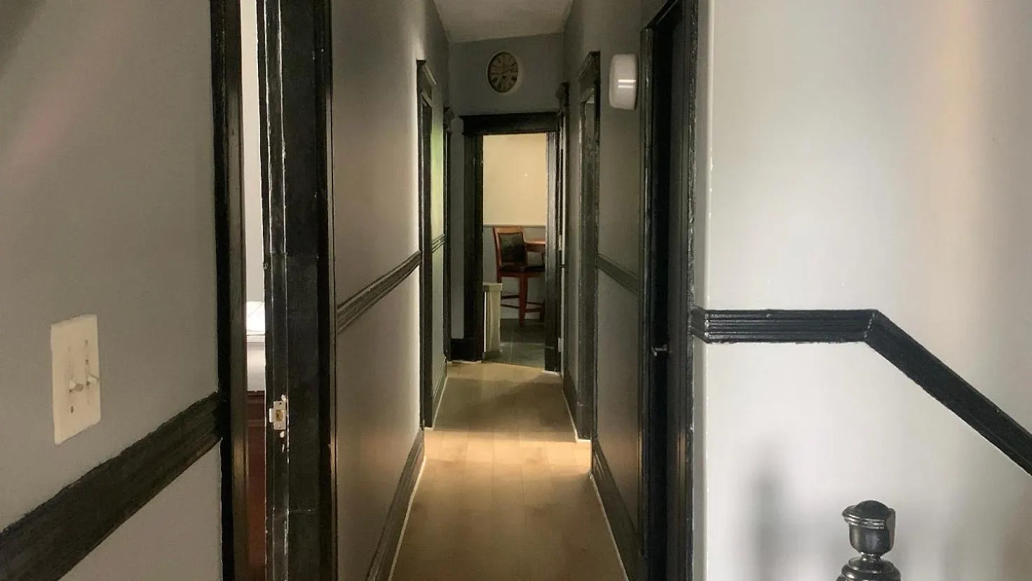 Centrally Located Blue House Halifax Apartament